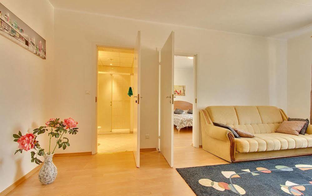 Luxury Suites - Tatari By Rikas Hotels Tallinn Exteriör bild